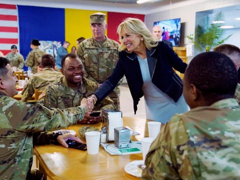 Romániába érkezett Jill Biden, az amerikai elnök felesége