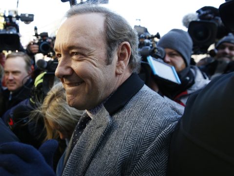 Ismét szexuális erőszakkal vádolják Kevin Spacey-t