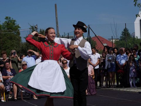 Elballagtak a szakiskolások