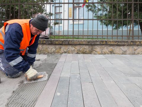 Jön a nulla órás munkaszerződés!?