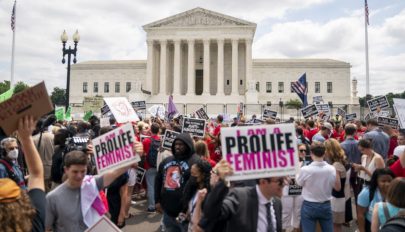 Az amerikai alkotmánybíróság érvénytelenítette a szövetségi abortusztörvényt