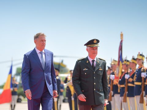 Romániába érkezett Fülöp belga király
