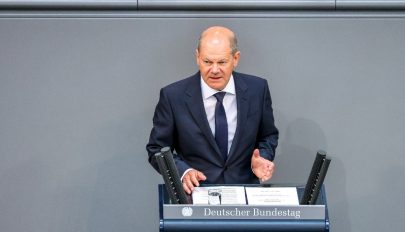 Scholz: Putyin az EU elpusztítására tör, mert fél a demokráciától