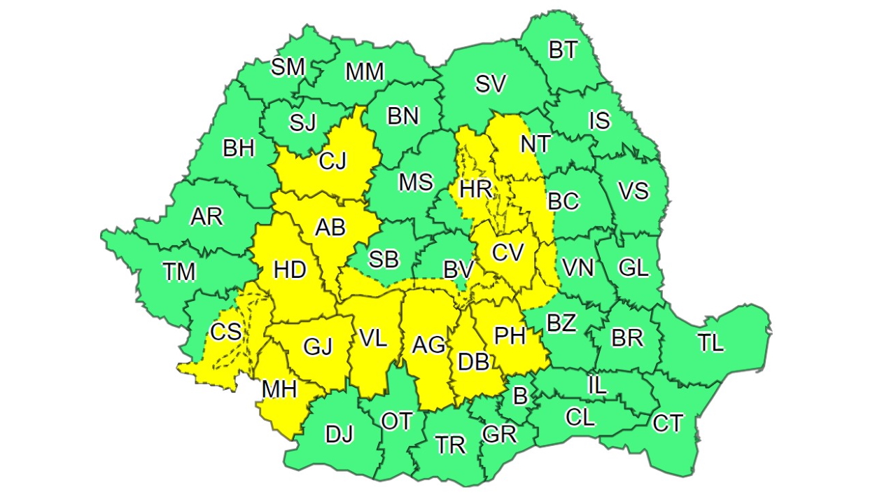 Záporok, zivatarok várhatók estig az ország 18 megyéjében