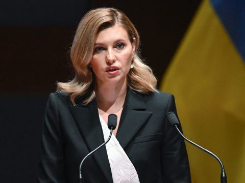 Több fegyvert kért Oroszország ellen az amerikai kongresszusban az ukrán elnök felesége