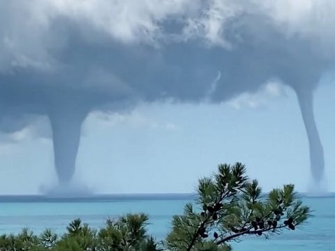 Két tornádót is lencsevégre kaptak a Fekete-tengeren