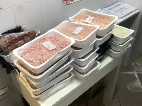 2,1 tonna élelmiszer megsemmisítését rendelték el az élelmiszerbiztonsági felügyelők idén nyáron