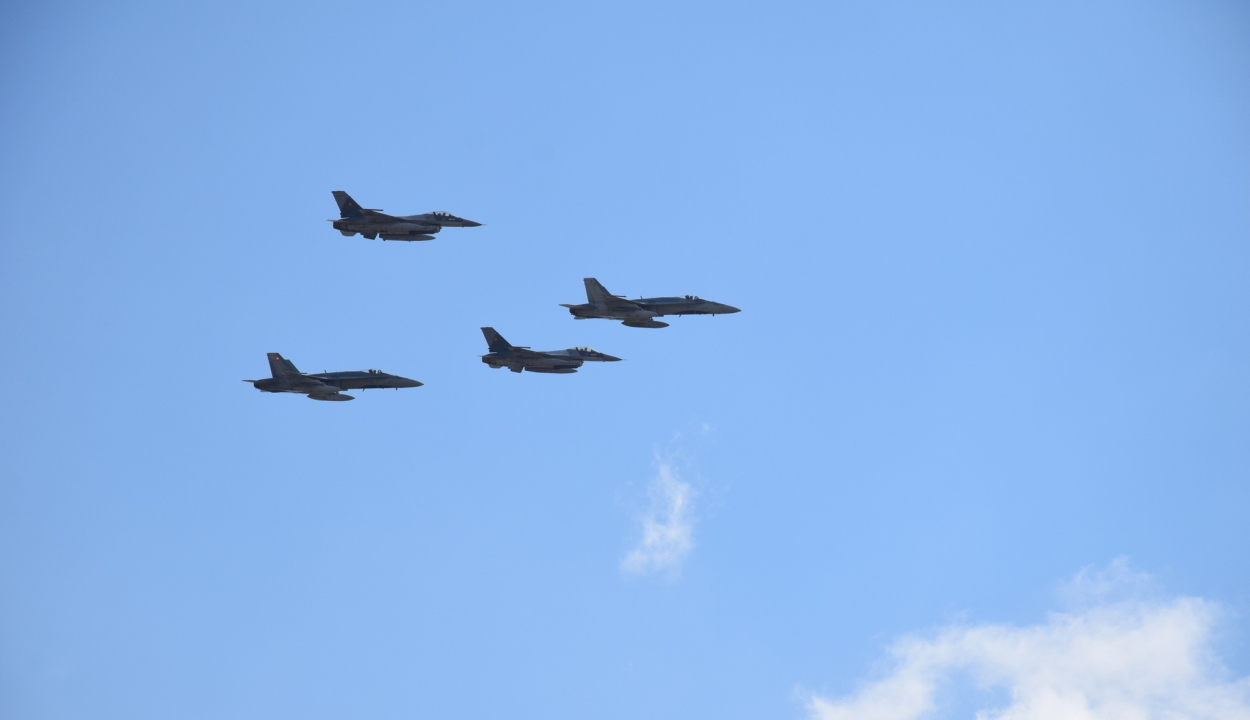 Kanadai vadászgépek érkeztek Romániába
