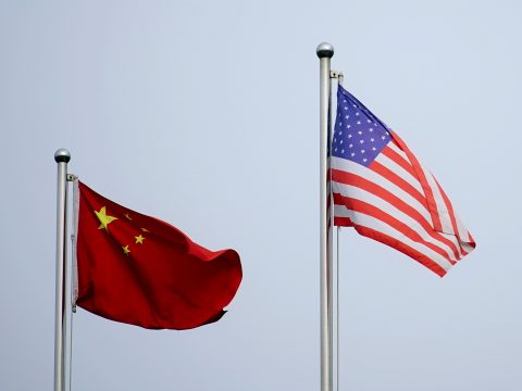 Kína felfüggeszti az együttműködést az Egyesült Államokkal