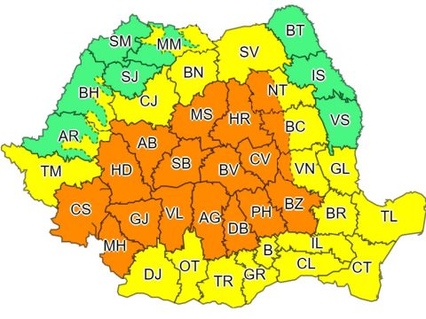 Esők, viharok várhatók csütörtök reggelig az ország nagy részén