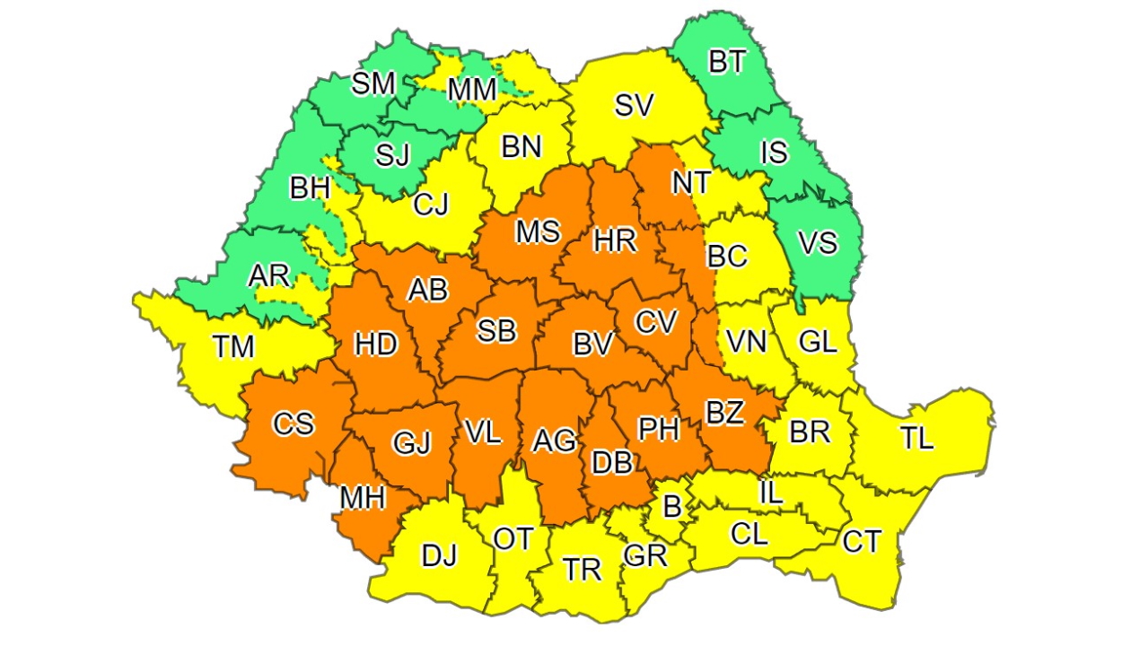 Esők, viharok várhatók csütörtök reggelig az ország nagy részén