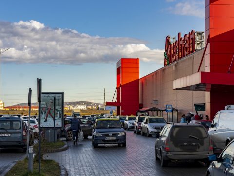 Az Auchan 50 üzletét összesen 750 ezer lejre bírságolta a fogyasztóvédelem