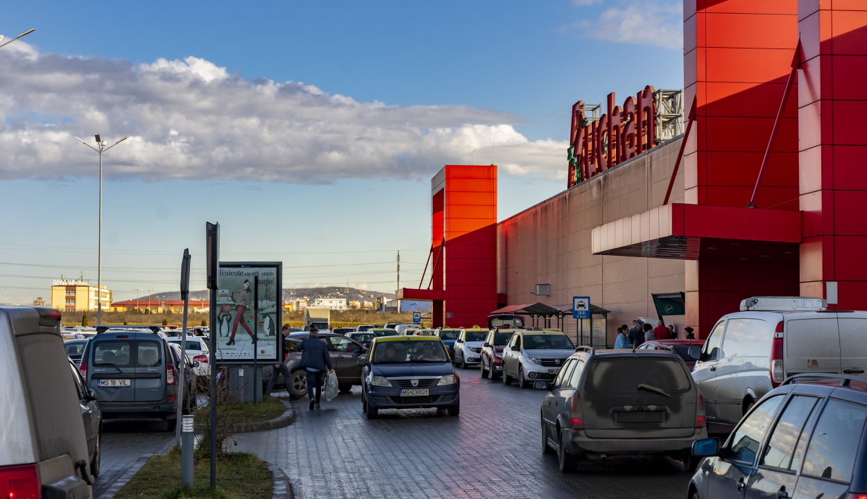 Az Auchan 50 üzletét összesen 750 ezer lejre bírságolta a fogyasztóvédelem