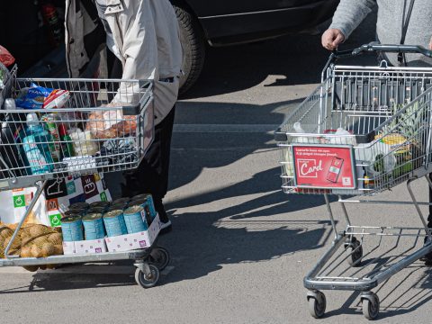 Enyhén csökkent az éves inflációs ráta októberben