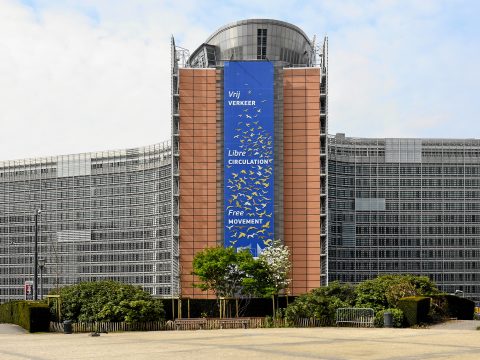 Jóváhagyta az Európai Bizottság Románia első kifizetési kérelmét az EU helyreállítási alapjából