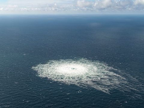 Már négy helyen szivárog a gáz az Északi Áramlat vezetékből