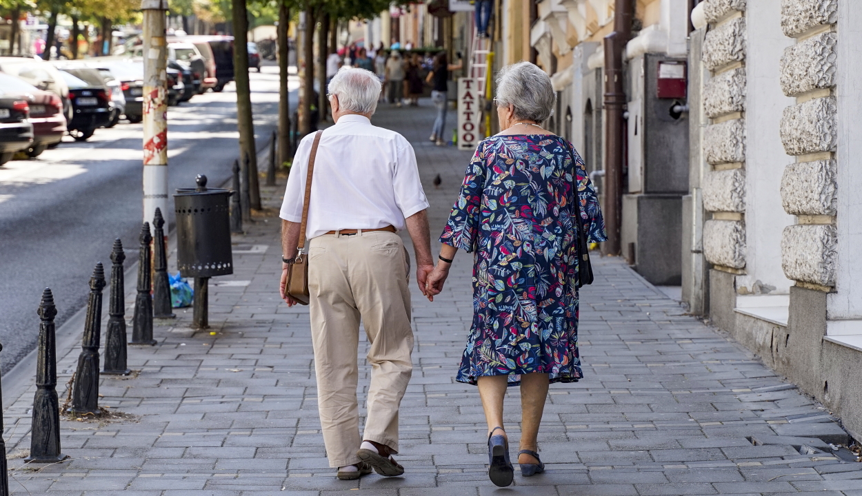4,8 millió nyugdíjasa van Romániának, az átlagnyugdíj 1735 lej