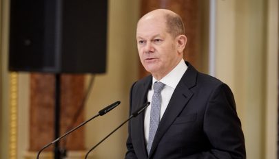 Scholz: nem hagyhatjuk, hogy a világot ismét hidegháborús tömbökre osszák