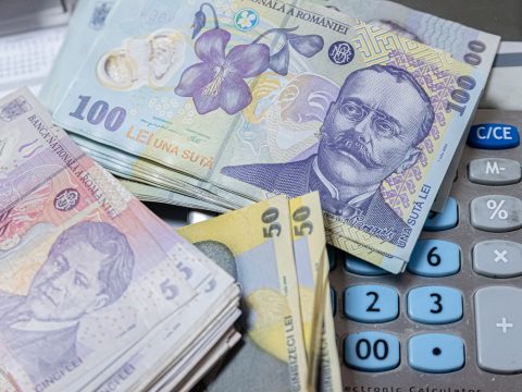 Felmérés: a romániaiak közel 60 százalékának romlott a pénzügyi helyzete tavalyhoz képest