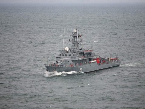Aknának ütközött és megsérült a román haditengerészet egy hajója a Fekete-tengeren