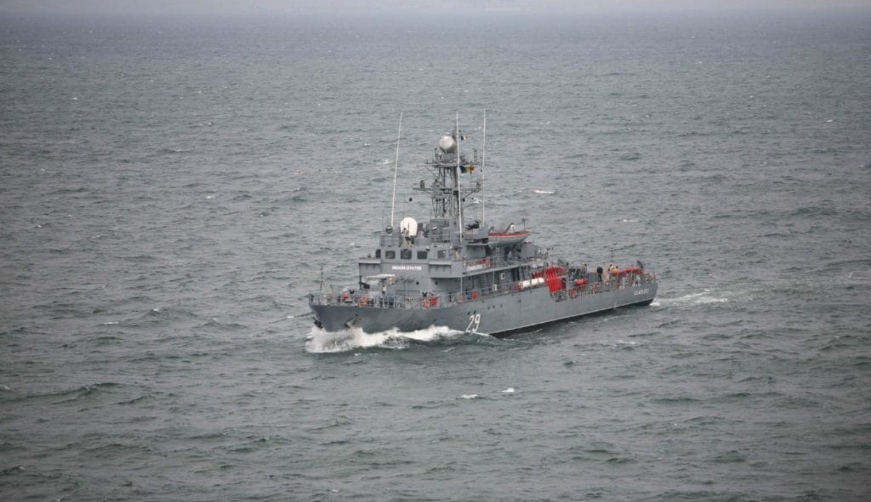 Aknának ütközött és megsérült a román haditengerészet egy hajója a Fekete-tengeren