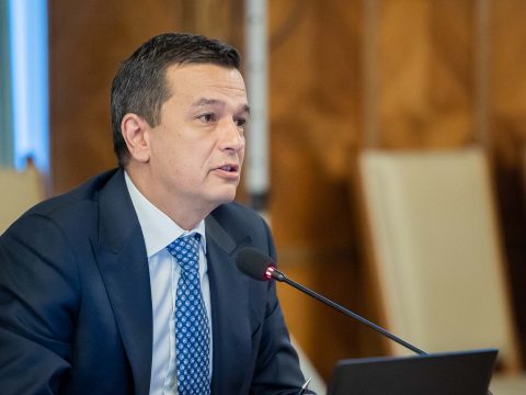 Grindeanu: lehetetlen minden Blue Air-utast TAROM-járattal hazaszállítani