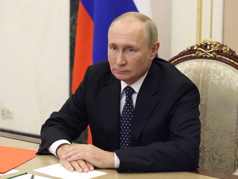 Hadiállapotot vezet be Vlagyimir Putyin az annektált területeken