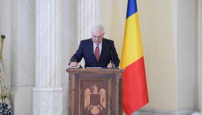 Letette a hivatali esküt Angel Tîlvăr új védelmi miniszter