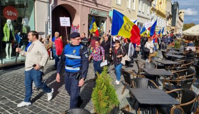 Kormányellenes tüntetéseket tartott az ország több városában az AUR