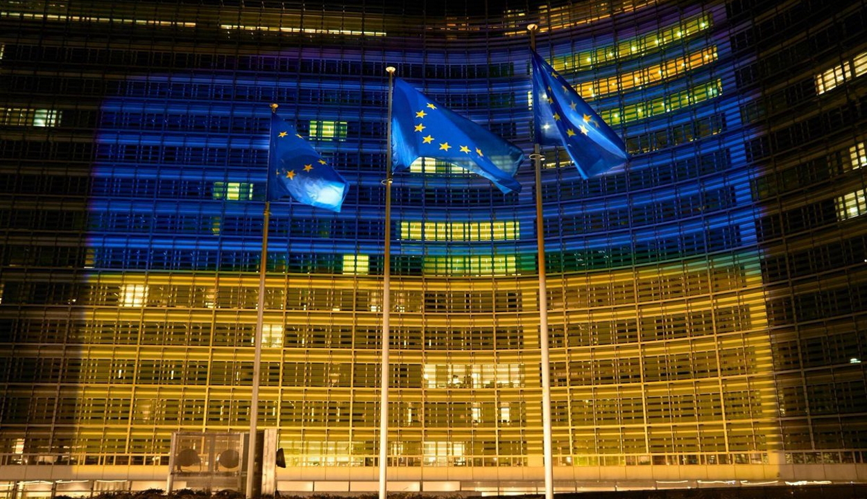 Az Európai Bizottság 18 milliárd eurós támogatást javasol Ukrajnának a következő évre