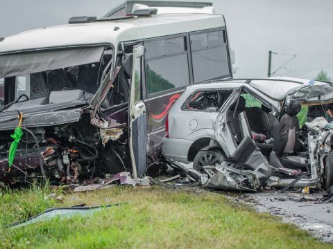 Tavaly több mint 20 százalékkal kevesebb súlyos baleset történt Romániában