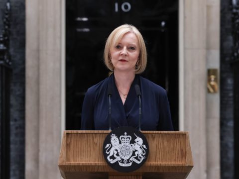 Lemondott Liz Truss brit miniszterelnök