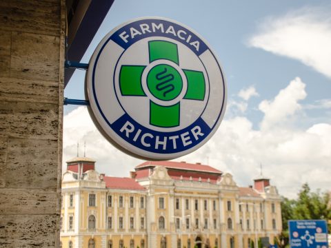 A Richter eladja a romániai nagy- és kiskereskedelmi üzletágát