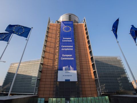 Az EB fenntartja, hogy Bulgáriának, Romániának és Horvátországnak a schengeni térségben a helye