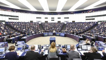 Az EP jóváhagyta az Ukrajna 2023-as finanszírozási szükségleteit fedező 18 milliárd eurós hitelt