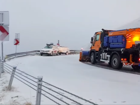 Lezárták a forgalom elől a Transzalpina és a Transzfogaras bizonyos szakaszait