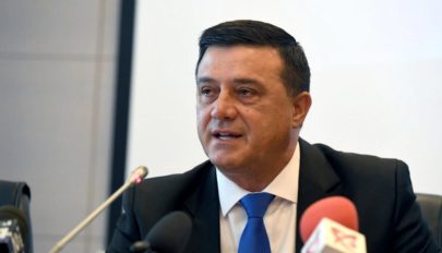 Leváltotta a parlament Niculae Bădălăut a Számvevőszéknél betöltött tisztségeiből