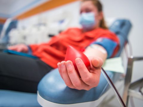 Elsőként kaptak emberek mesterségesen előállított vért