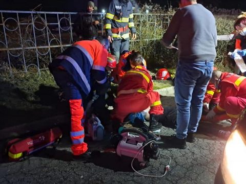 FRISSÍTVE: Hat gyermeket ütött el egy 19 éves részeg sofőr egy gyalogátjárón Petrozsényban