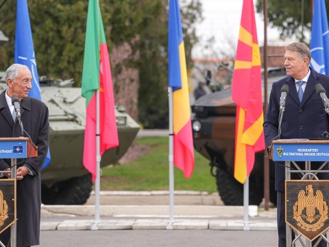 Portugália és Románia katonai együttműködését méltatta a két államfő a caracali kiképző központban