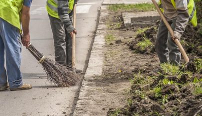 Tizenhárman élnek 860 lejből