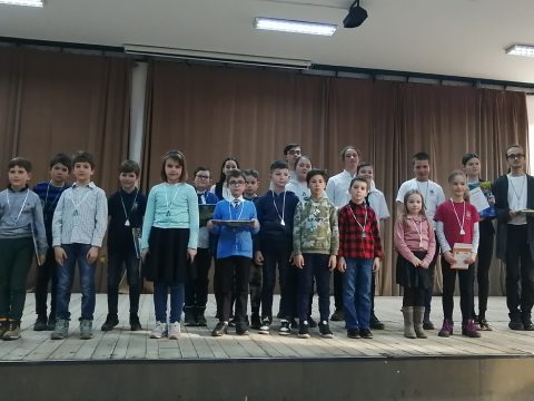 A Zrínyi Ilona-matematikaverseny megyei döntősei