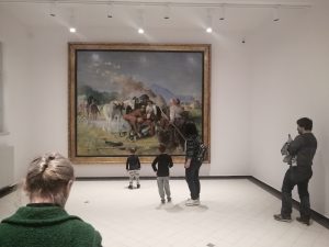 Más terembe került Gyárfás Jenő Gábor Áron halálát ábrázoló monumentális és szintén restaurált festménye, ahol jobban érvényesül
