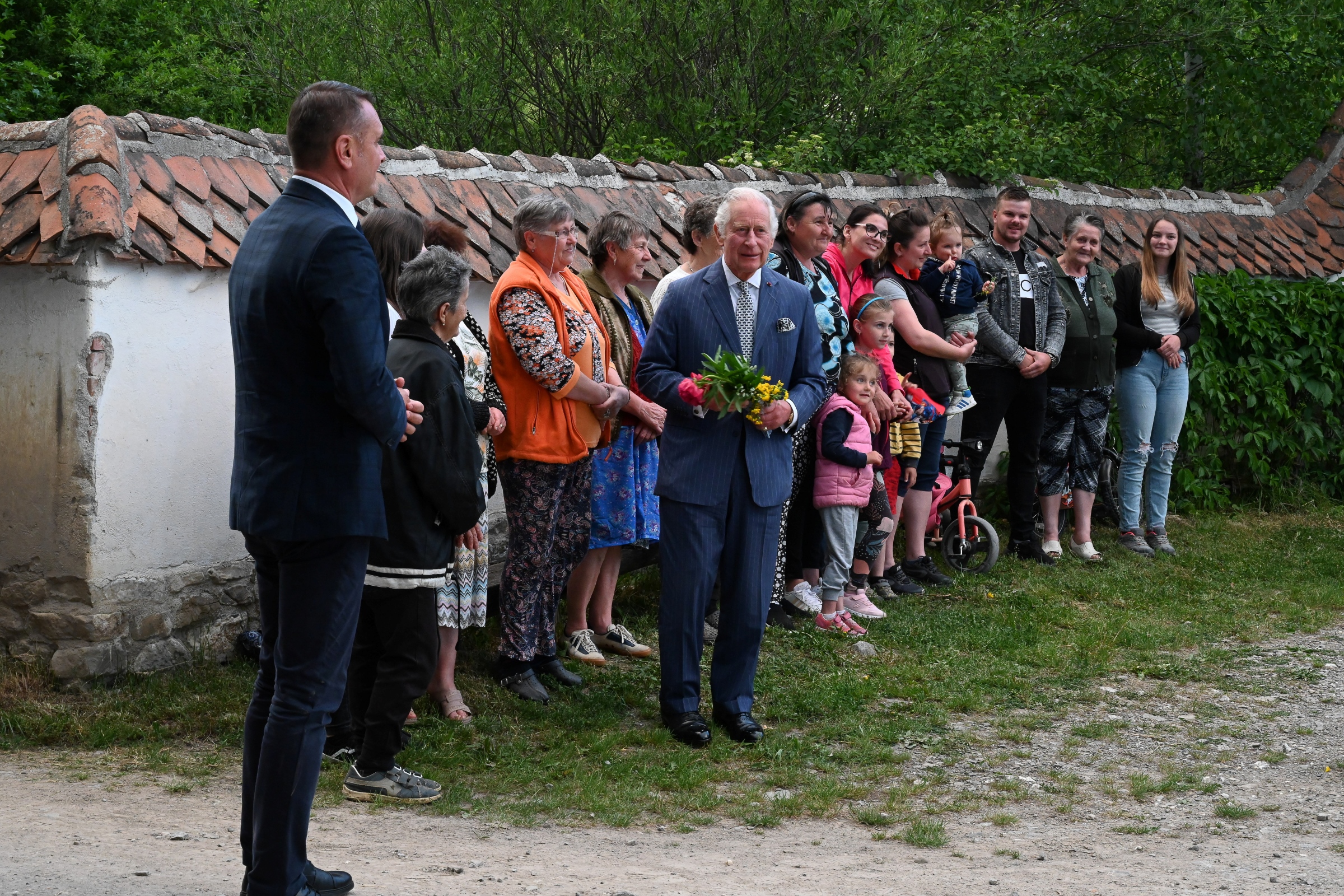 Keddig Zalánpatakon marad a brit uralkodó