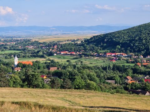 Mintegy nyolcszáz hibaigazítási kérelmet nyújtottak be