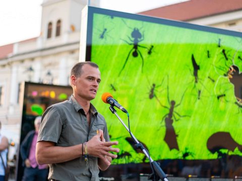 Elindult a jegyeladás Máté Bence természetfotós sepsiszentgyörgyi előadására