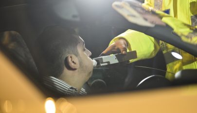 Drogos és ittas sofőrök az utakon – még idejében lekapcsolták őket