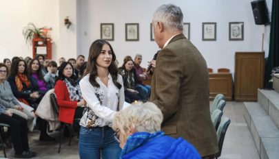 Kiemelkedő teljesítményű diákok és pedagógusok munkáját díjazza a megyei tanács