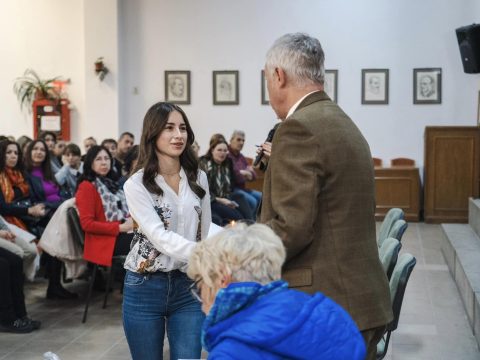 Kiemelkedő teljesítményű diákok és pedagógusok munkáját díjazza a megyei tanács