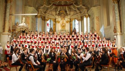 Sepsiszentgyörgyön koncertezik a Szentegyházi Gyermekfilharmónia